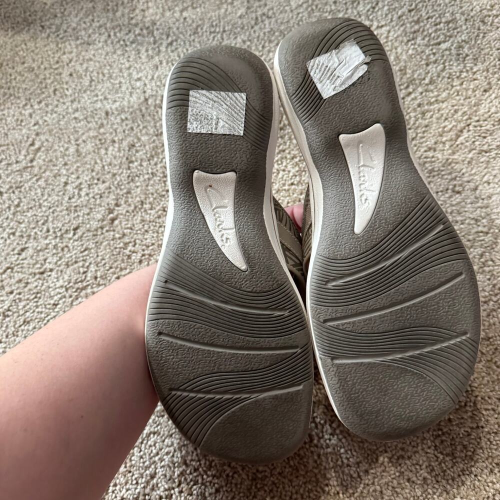 Clarks Breeze Sea Slip On Flip Flops Thong Sandals Women's Size 10 Light Brown - Picture 5 of 8
